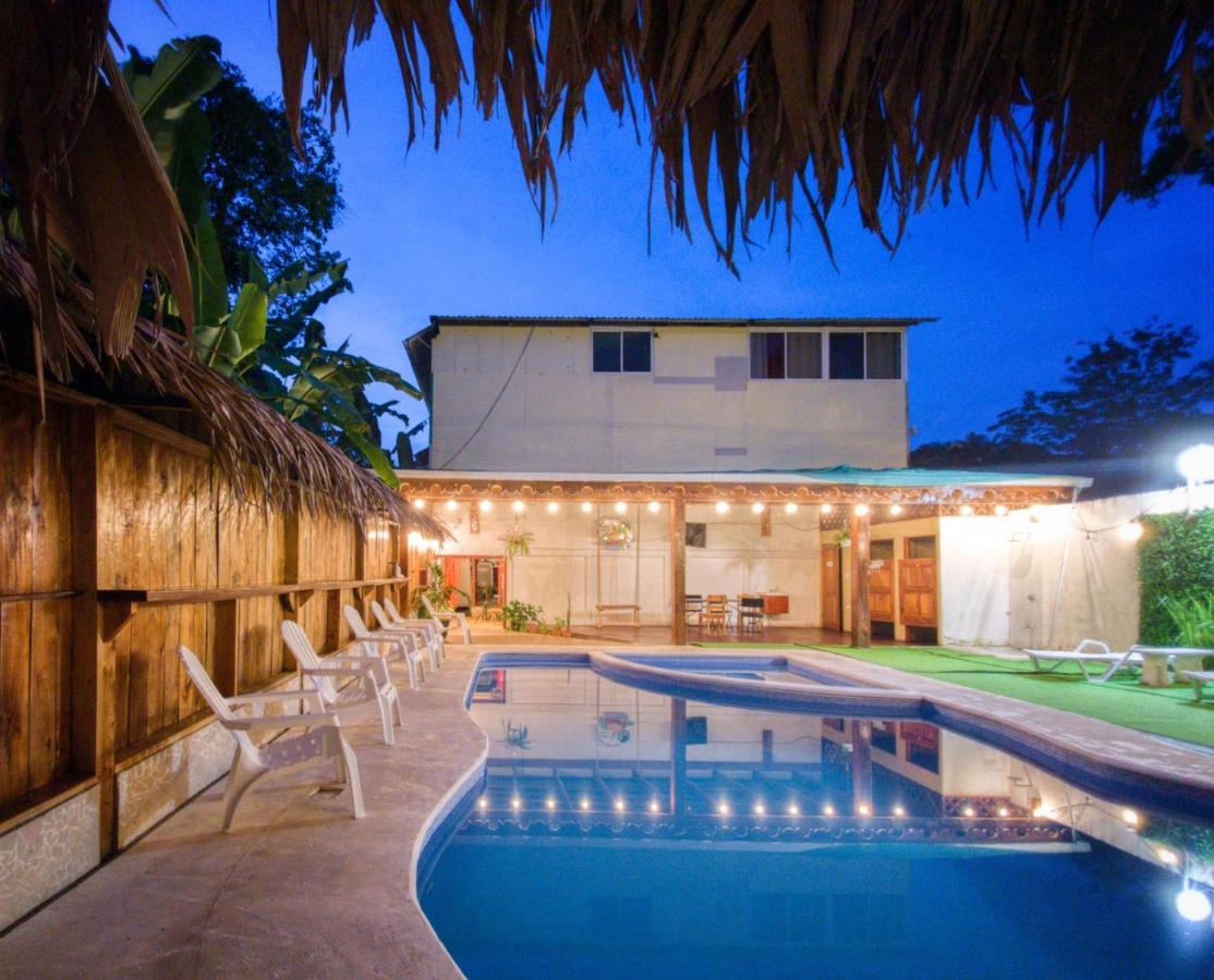 Hotel Liah'S Tortuguero Εξωτερικό φωτογραφία