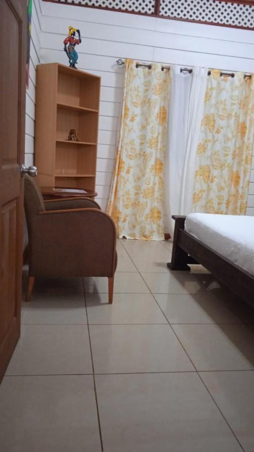 Hotel Liah'S Tortuguero Εξωτερικό φωτογραφία