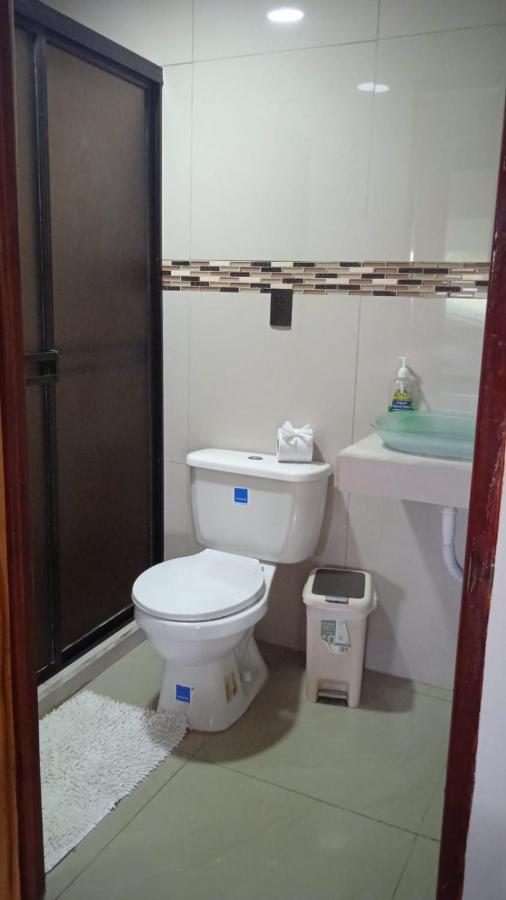 Hotel Liah'S Tortuguero Εξωτερικό φωτογραφία